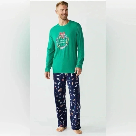 Men’s Holiday Pajama Set - Size XL - Picture 1 of 4